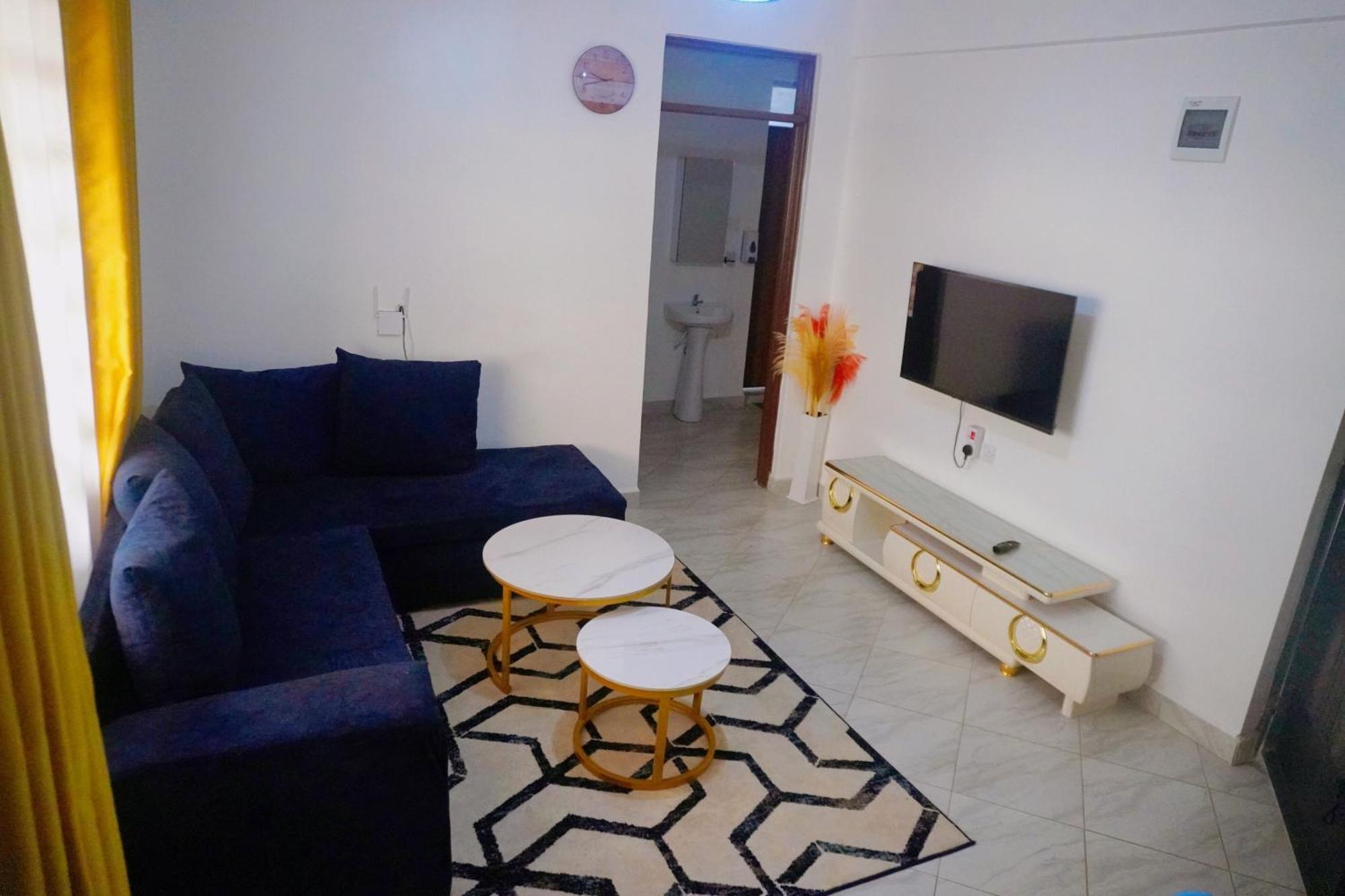 Mzinyi Homes Voi Exterior foto